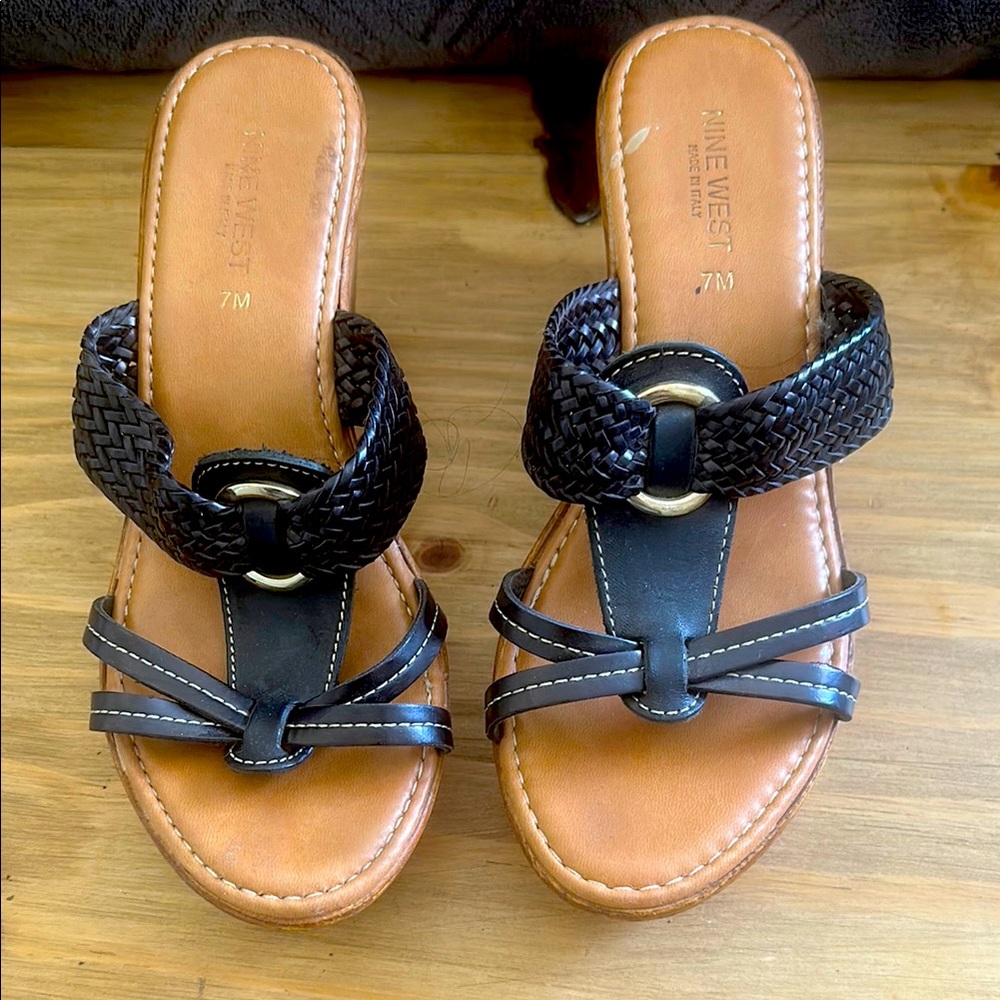 Nine West Black Woven Sandals